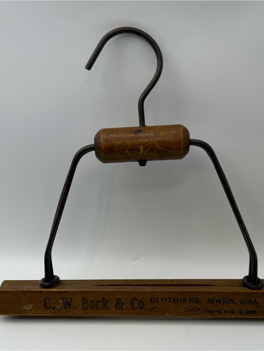 Vtg 1908 Sliding Cylinder
Wooden Pants Clamp
Hanger CW Bock Clothiers
Newton IA